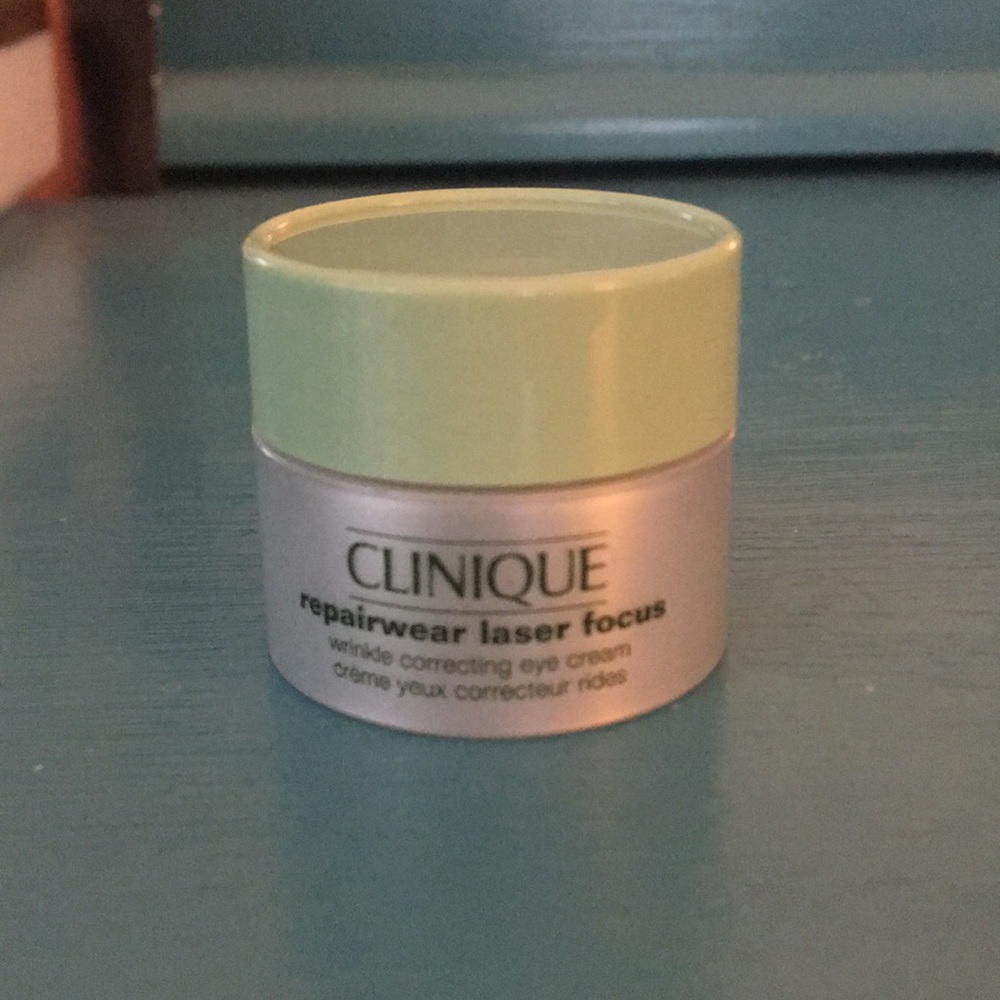 Clinique repairwear laser focus eye cream